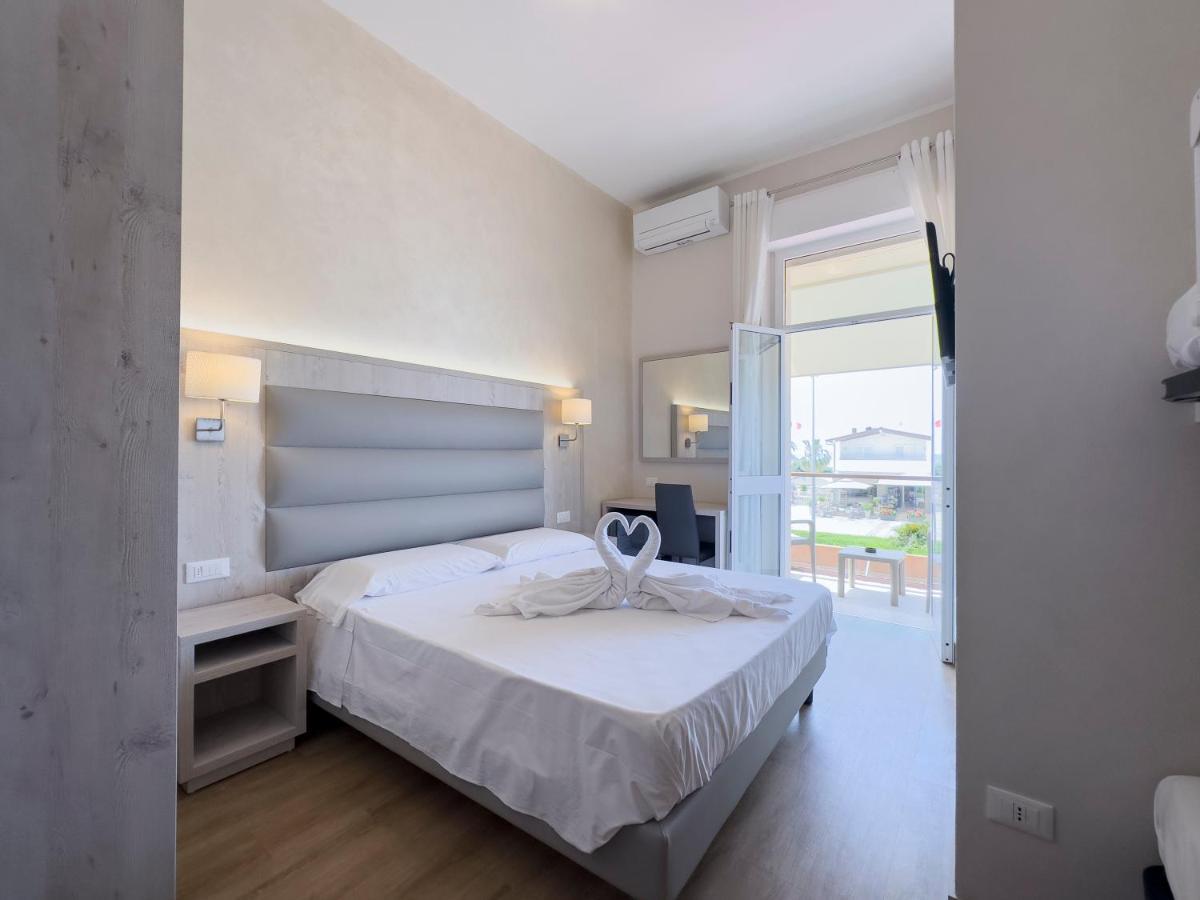 Hotel Biagi Lido di Camaiore Exterior foto