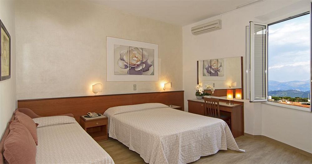 Hotel Biagi Lido di Camaiore Exterior foto