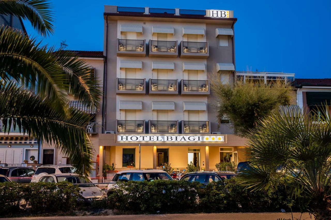 Hotel Biagi Lido di Camaiore Exterior foto