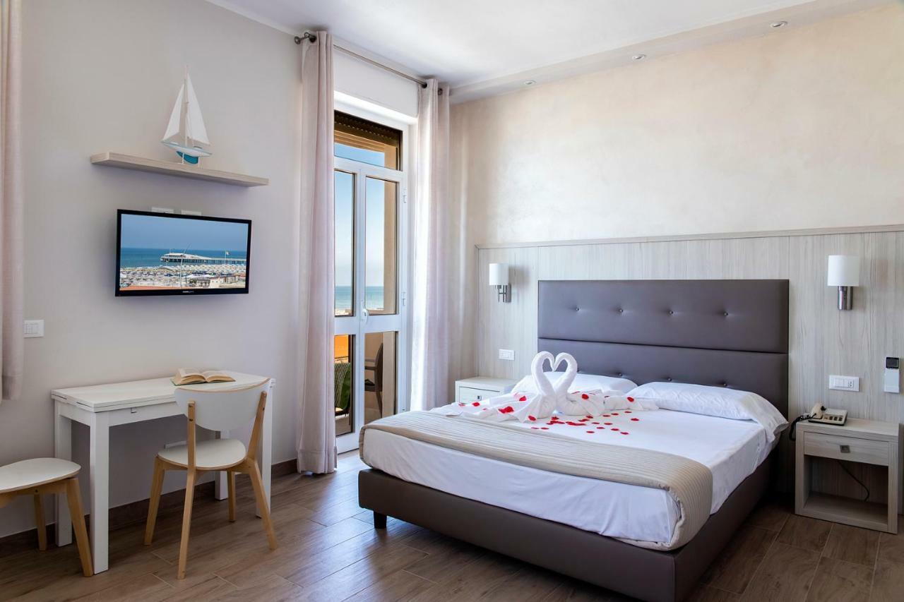 Hotel Biagi Lido di Camaiore Exterior foto