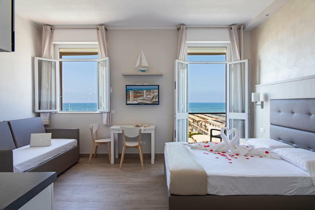 Hotel Biagi Lido di Camaiore Exterior foto
