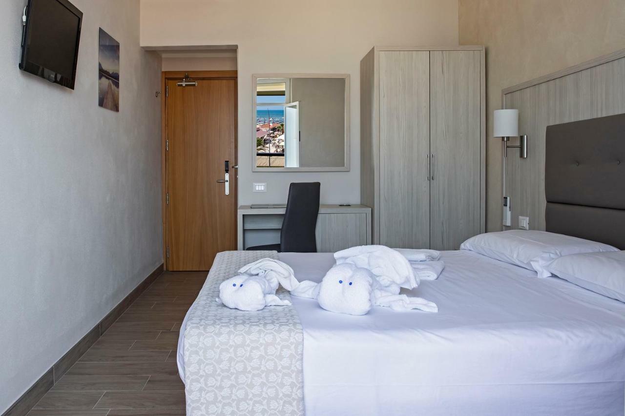 Hotel Biagi Lido di Camaiore Exterior foto